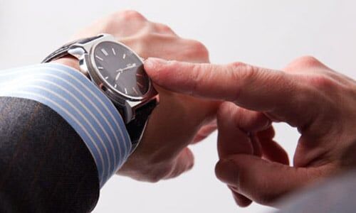 Su reloj fue hecho para usarlo sin pausa toda la vida. Servicio tecnico
